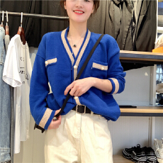 批发新款<b class='q'>欧洲站</b>冬装小香风羊绒宽松拼色边洋气毛衣外套开衫女