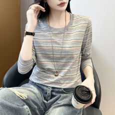 批发2026秋冬内搭圆领条纹T恤长袖上衣大码显瘦妈妈装经典<b class='q'>百搭</b>上衣