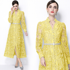 批发实拍法式名媛复古重工<b class='q'>蕾丝</b>刺绣立领高级感珍珠扣<b class='q'>连衣裙</b>送腰带