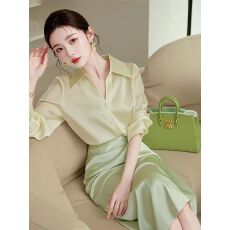 批发春夏新款女装今年流行时尚大方得体的又a又飒<b class='q'>职业</b><b class='q'>半身裙</b>两件套装