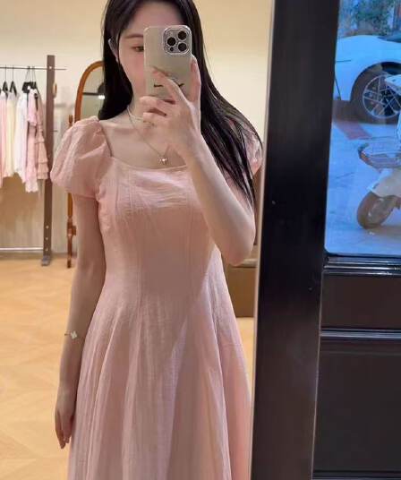 프랑스식 부드러운 바람 광장 칼라 거품 소매 허리 수축 한 마디 여성 드레스 여름 슈퍼 잘 생긴 고유 한 아름다운 꼬집기 허리 치마