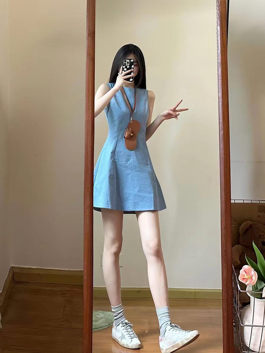프랑스식 캐주얼 몸매 가꾸기 민소매 드레스 아이들 허리 수축 품격 디자인 센스 작은 대중 라운드 넥 한 마디 미니 스커트 여름