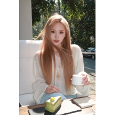 批发柔软舒适 绵羊毛马海毛混纺 拉绒圆领套头针织毛衣