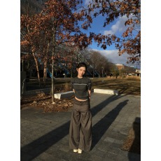 批发醋酸山<b class='q'>羊绒</b>经典低饱和条纹圆领正肩修身针织短袖T恤