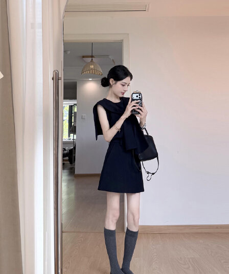 익스트림 제인 캐주얼 아세트산 숄 조끼 품격 딱딱한 라운드 넥 민소매 맨위 한 마디 미니 스커트 세트