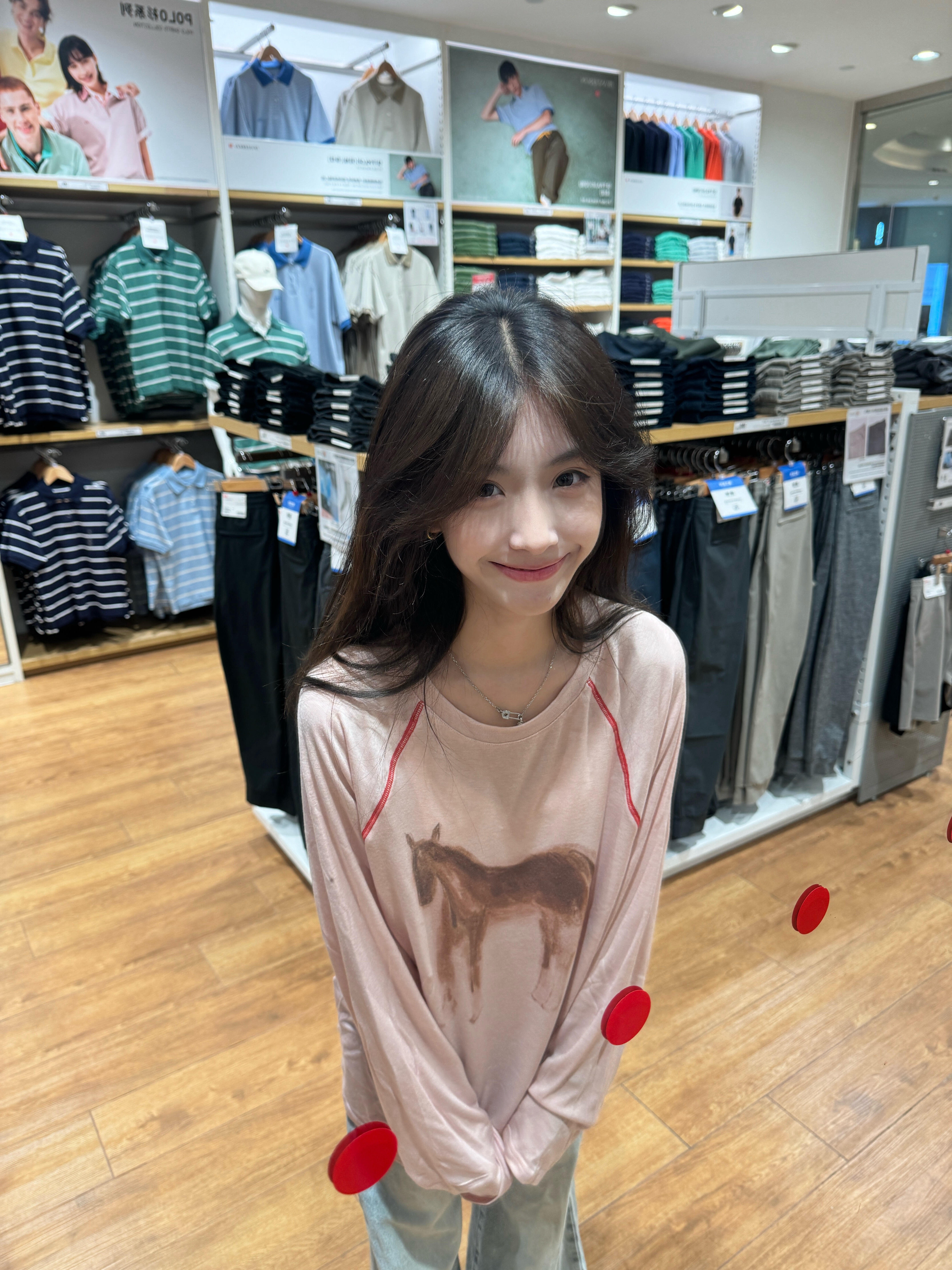 local tag 공 작은 말 수채화 프린트 장식 라인 플러그 어깨 소매 맨위 라운드 넥 루즈핏 긴팔