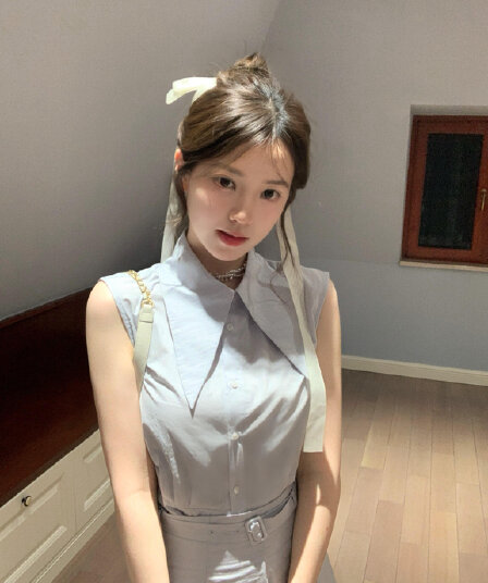 워터 프론트 첫사랑 한 부서 바다 소금 블루 폴로 칼라 민소매 맨위 세트 슬림해 보이는 벨트 한 마디 반 스커트
