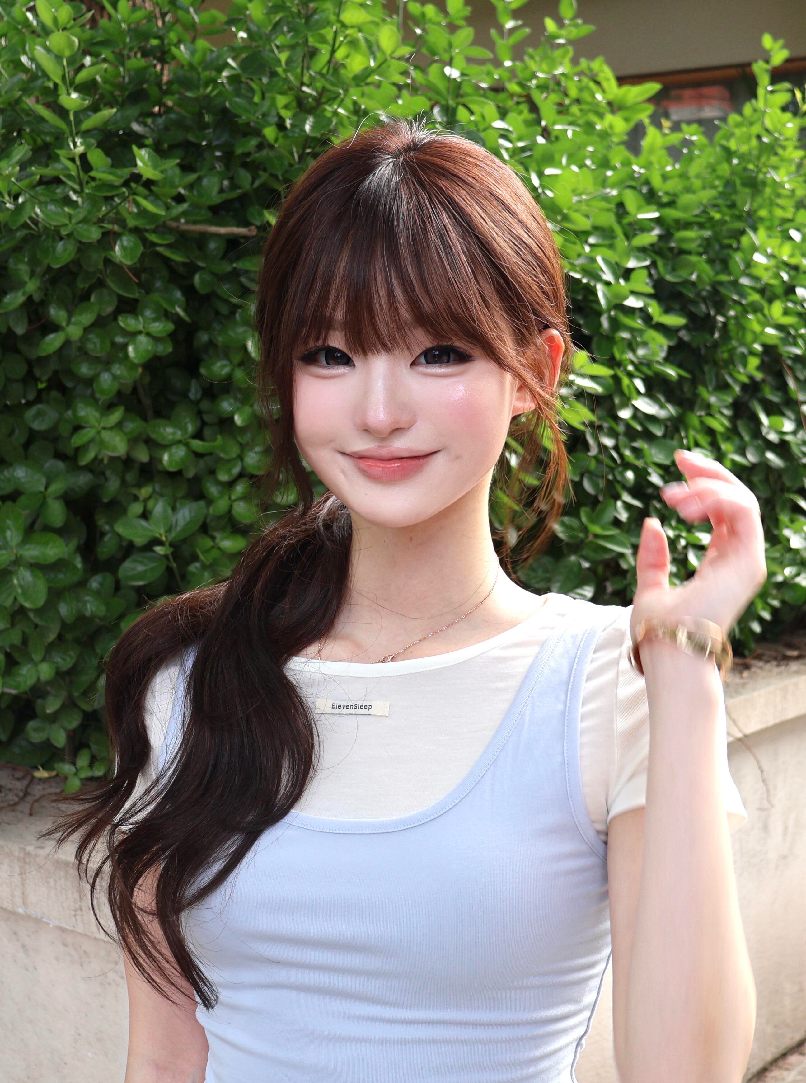 여름 파란색 페이크 레이어드 반팔 스트랩 티셔츠 여성 디자인 센스 작은 대중 긍정적 인 어깨 작은 맨위