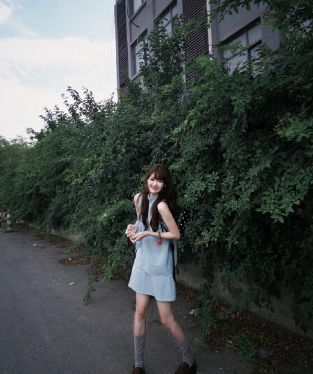 주간 실크 편안함 캐주얼 세트 루즈핏 레이스업 민소매 조끼 한 마디 미니 스커트 품격 투피스 세트