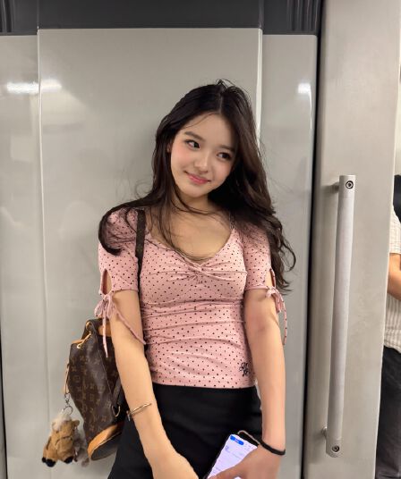 오리지널 여름 도트 무늬 반팔 스트랩 몸매 가꾸기 슬림해 보이는 티셔츠 여성 순수한 욕망 바람 맨위 트렌디