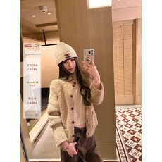 批发蝶宝嘻 温柔粗针羊毛秋季针织开衫花纱立领卷边毛衣外套女