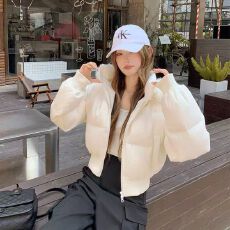 批发光板白色毛领连帽收腰加厚短款棉服外套女冬季新款超好看显瘦保暖