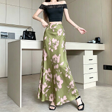 批发度假冰丝醋酸缎面印花<b class='q'>半身裙</b>夏新款显高显瘦垂感a字包臀鱼尾长裙