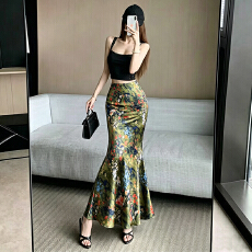 批发度假冰丝醋酸缎面印花<b class='q'>半身裙</b>夏新款高腰显瘦垂感a字包臀鱼尾长裙