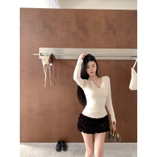 批发实拍实价  V领收腰显瘦设计麻花针织毛衣纯色丝绒百搭蛋糕短裙