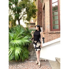 批发实拍实价 夏季新款辣妹无袖毛衣简约印花设计收腰<b class='q'>修身</b>半身<b class='q'>裙</b>套装