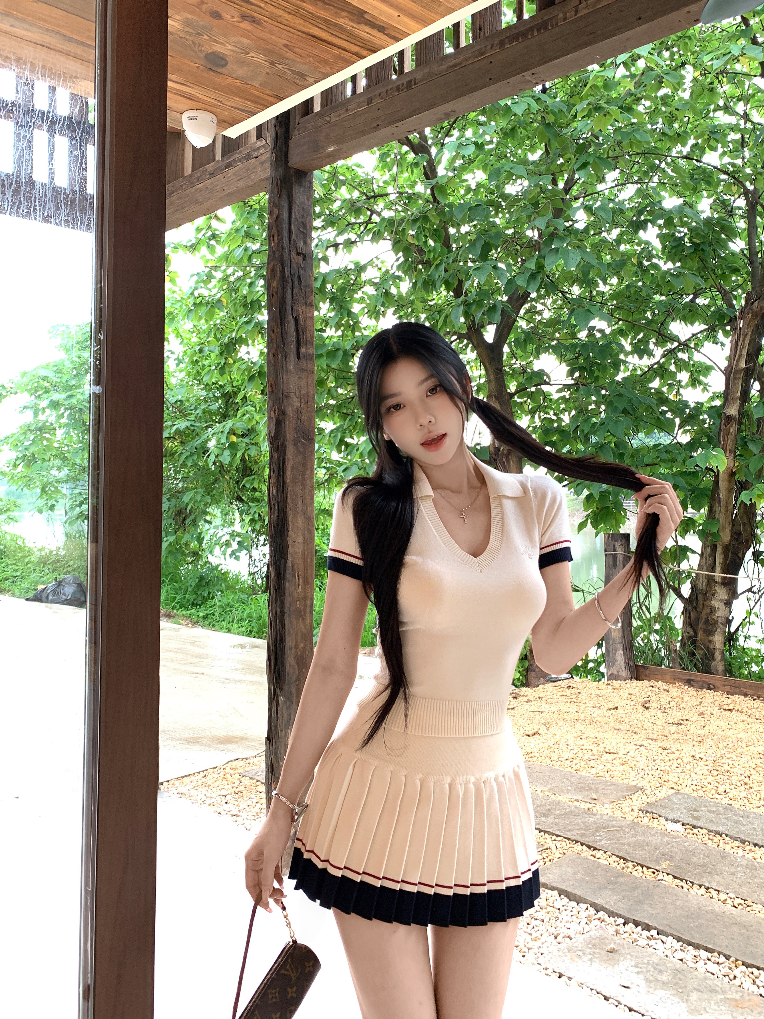 실사 정가 아메리칸 달콤한 매운맛 학원 스타일 배색 행침 목 반팔 티셔츠 여름 캐주얼 플리츠 스커트 3종 세트