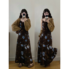 批发实拍大码女秋法式浪漫优雅复古油画吊带长裙软糯毛衣披肩上衣套装