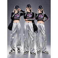 批发爵士舞<b class='q'>服装</b>女套装甜酷辣妹短款露脐上衣银色亮面阔腿裤街舞<b class='q'>演出</b>服