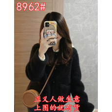 批发2025新款爆款巨好看黑色摇粒绒棒球服加绒加厚羊羔毛绒外套女冬季