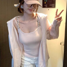 批发2026新款甜美花编肩带可调节免穿胸垫吊带背心内搭单穿<b class='q'>百搭</b>上衣女