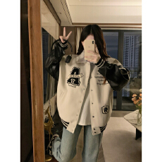 批发实价美式高街<b class='q'>棒球</b>服<b class='q'>外套</b>女秋季新款翻领刺绣情侣立领夹克复古宽松