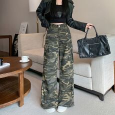 批发实拍实价~<b class='q'>迷彩</b>工装<b class='q'>裤</b>宽松显瘦牛仔<b class='q'>裤</b>女秋季休闲阔腿直筒<b class='q'>裤</b>长<b class='q'>裤</b>子