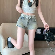 批发实拍实价~蕾丝拼接丰胯牛仔<b class='q'>短裤</b>女2025春夏季新款低腰紧身包臀裤