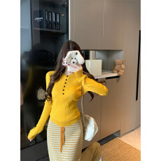 批发实拍实价  <b class='q'>长袖</b>针织衫女冬季内搭毛衣韩系打底衫上衣条纹裙两件套