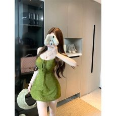 实拍实价 复古度假肌理吊带连衣裙女收腰显瘦a字短裙