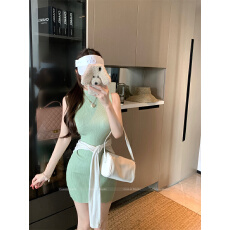 批发实拍实价 春夏法式辣妹时尚高级感显瘦修身<b class='q'>连衣裙</b>女