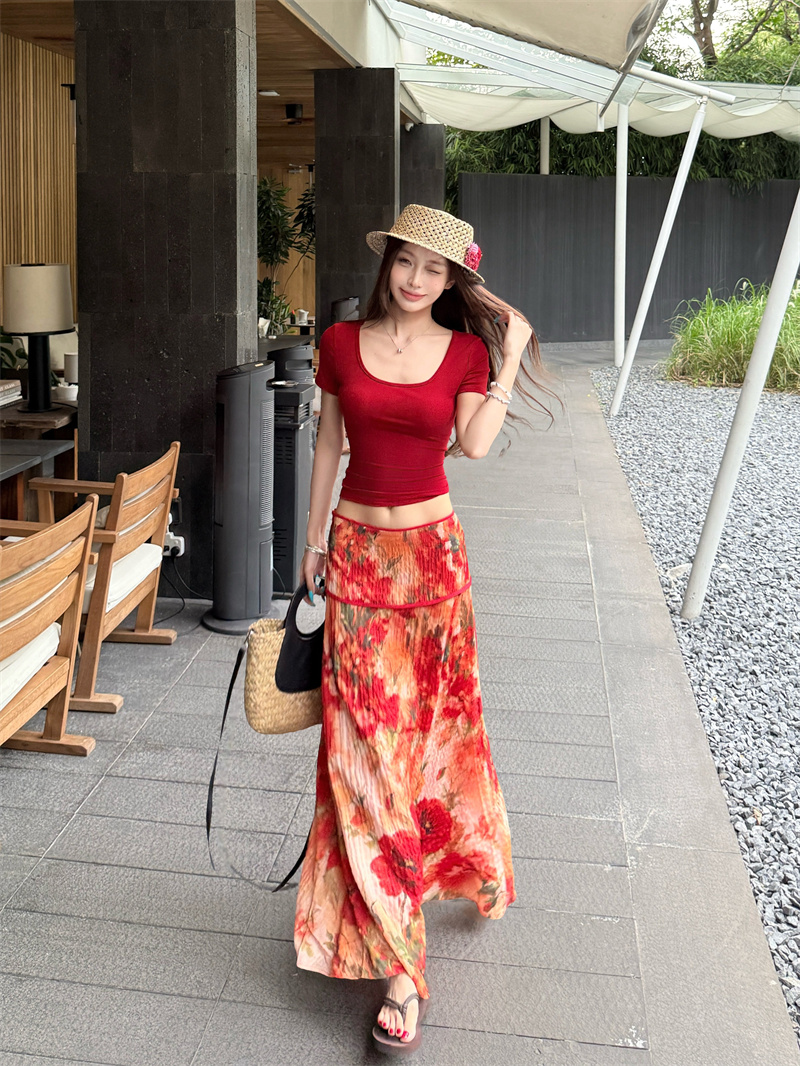 실사 정가 Mingyan 분위기 빨간색 티셔츠 맨위 유화 대 꽃 반신 치마 세트