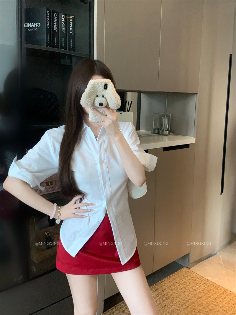 실사 정가 화이트 셔츠 여자 2026 새로운 아마 프랑스식 맨위 반팔 셔츠 반 스커트 투피스 세트