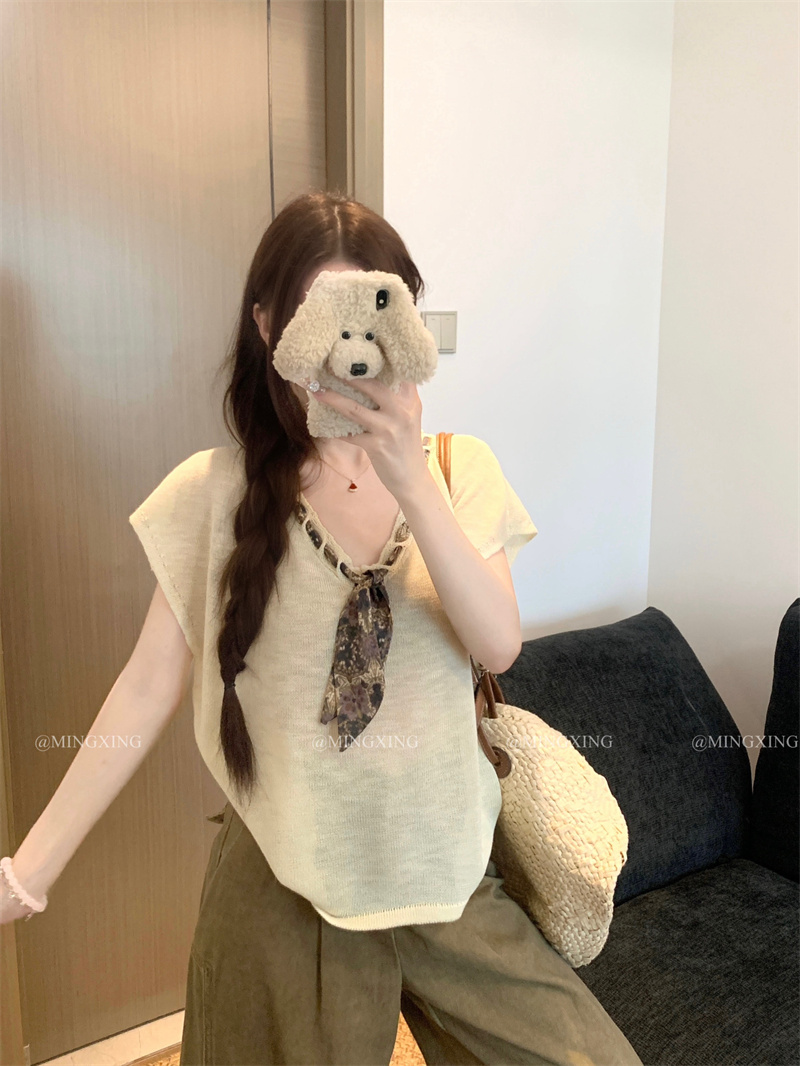 실사 정가 스카프 칼라 맨위 니트 티셔츠 여성 디자인 센스 빛 럭셔리 바람 다용도 맨위