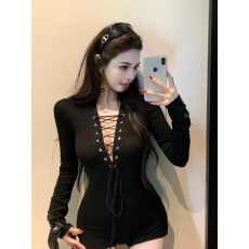 批发黑色镂空长袖连体衣女秋季小个子内搭修身<b class='q'>性感</b>辣妹美式短款连体裤