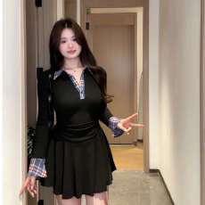 批发胖MM<b class='q'>大码</b>新年战袍撞色拼接Polo领设计感修身上衣长袖针织<b class='q'>连衣裙</b><b class='q'>女</b>