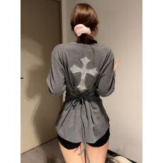 批发美式高级感十字架灰色收腰长袖<b class='q'>t</b><b class='q'>恤</b>女秋冬内搭打底衫独特别致上衣