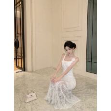 批发御姐风高级感超好看吊带连衣裙小众漂亮独特修身包臀长裙2026<b class='q'>夏</b>季