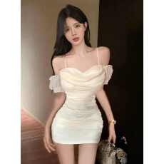 批发纯欲性感露肩网纱打底裙女<b class='q'>夏</b>季辣妹吊带裙气质褶皱修身包臀连衣裙