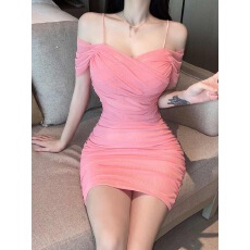 批发春夏季女人味修身露肩上夜班减龄夜总店连衣<b class='q'>裙</b>柔式性感酒吧吊带<b class='q'>裙</b>