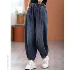 批发牛仔裤女春秋厚款弹力直筒大码宽松紧高腰百搭休闲<b class='q'>中老年</b>妈妈裤子