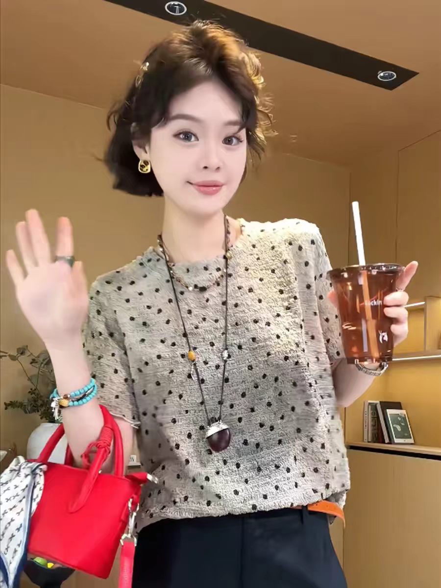 오래된 돈 바람 프릴 도트 무늬 반팔 티셔츠 여성 여름 새로운 빛 럭셔리 루즈핏 슬림해 보이는 다용도 얇은 주름 맨위
