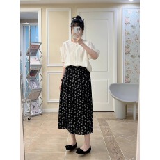 批发冰丝舒适<b class='q'>半身裙</b>夏季复古高腰松紧褶皱新款简约开叉显瘦百搭直筒裙