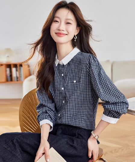 2025 가을 겨울 의류 새로운 블루 화이트 그리드 셔츠 여성 긴 소매 작은 폴로 칼라 고급 센스 다용도 캐주얼 셔츠