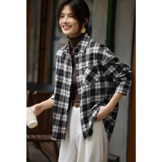 批发2025冬季新款黑白复古风格纹衬衫熊猫色格子女式外套衬衫