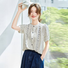 批发2026超火韩系圆领条纹短袖衬衫女夏季法式刺绣小衫宽松纯棉上衣