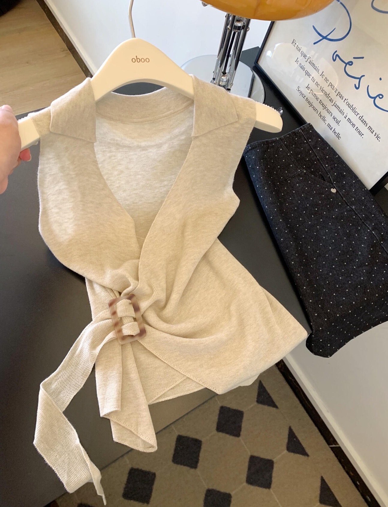 FA36500# 小蛮腰早秋气质不规则软糯v领针织背心 服裝批發女裝批發服飾貨源