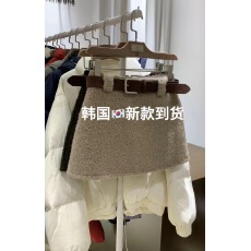 批发<b class='q'>秋</b>冬羊绒颗粒a字半身裙（配腰带）