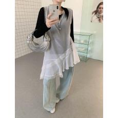 批发早春叠穿神器v领<b class='q'>蕾丝</b>拼接<b class='q'>背心裙</b>