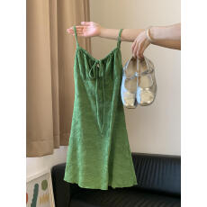 批发肌理感绿色吊带<b class='q'>抹胸</b><b class='q'>连衣裙</b>短裙